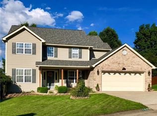 144 Candlewyck Dr, Hurricane, WV 25526