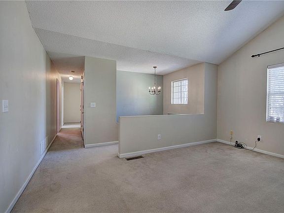 2nd image of 299 Browning Cir