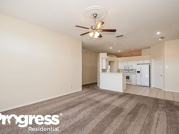 5th image of 9107 Castle Rock Dr
