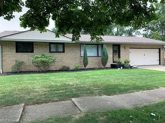 2701 Mohican Dr photo 1