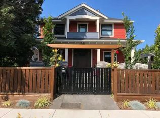 223 Archer St #1A, New Westminster, BC V3L4E1