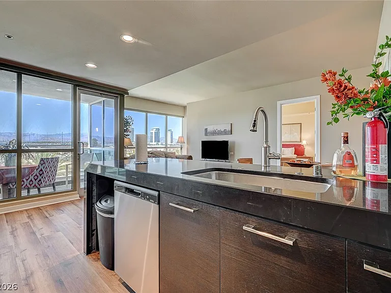 4575 Dean Martin Dr #506 — Photo 15