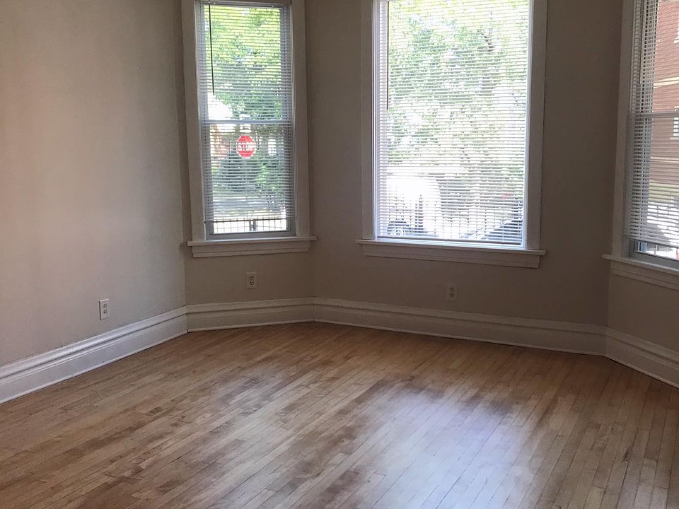 1st image of 2909 N Lawndale Ave #1