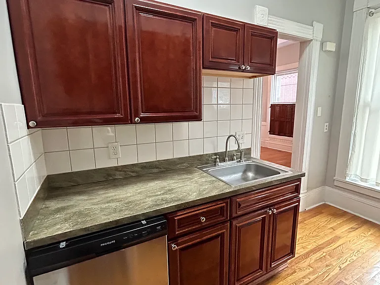 304 N McBride St #2 — Photo 4