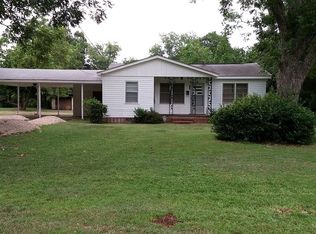 704 Princess Ave, Fort Valley, GA 31030