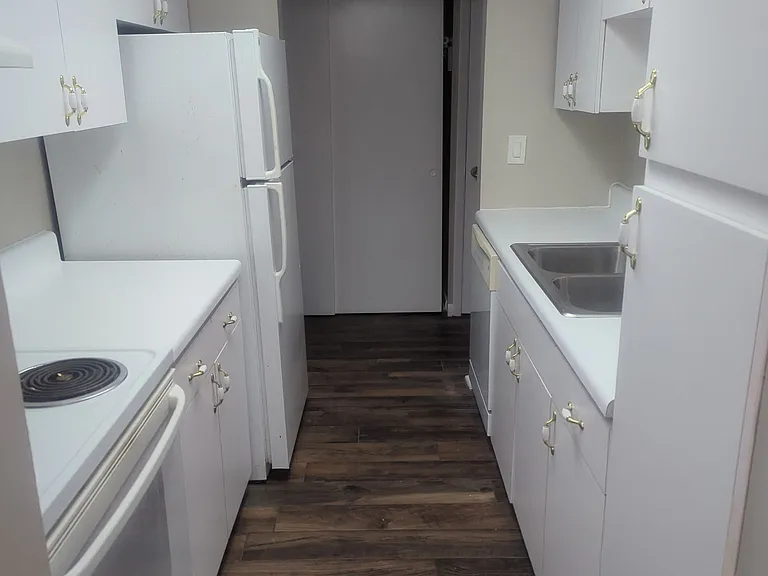 3325 Bayshore Blvd #F12 — Photo 5