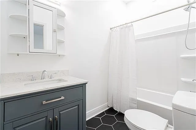 5531 Willow St — Photo 10