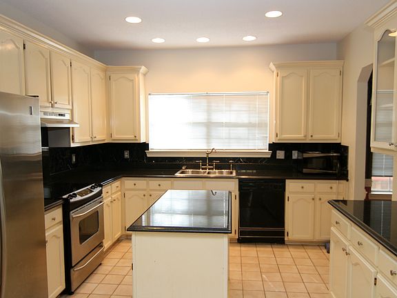 Granite & Stainless Steel
