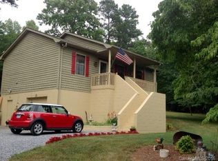 6576 Springbrook Ave, Hickory, NC 28602