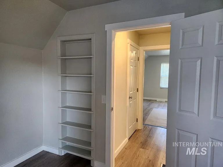522 N 9th St — Photo 32