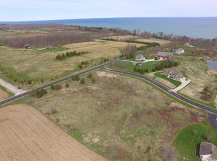 5281 Upper Lakeview Ridge Rd, Belgium, WI 53004
