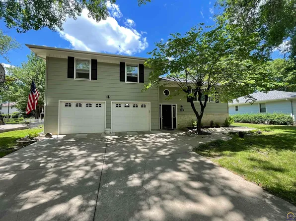 1719 Thompson St, Emporia, KS 66801
