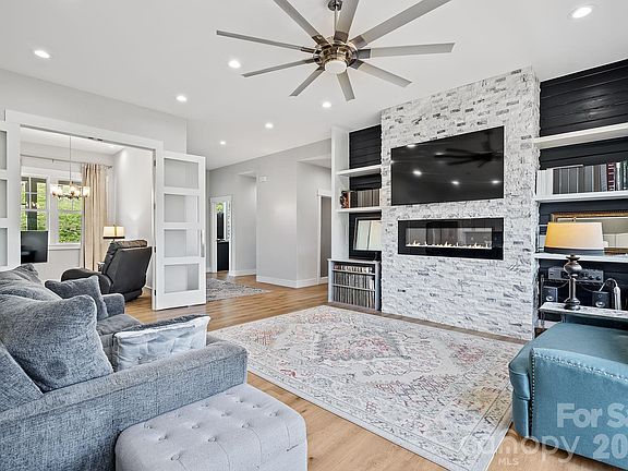 5th image of 154 Amblers Knoll Rd