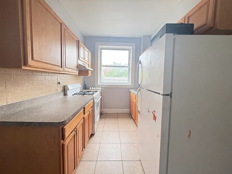 213 S Harrison St #32