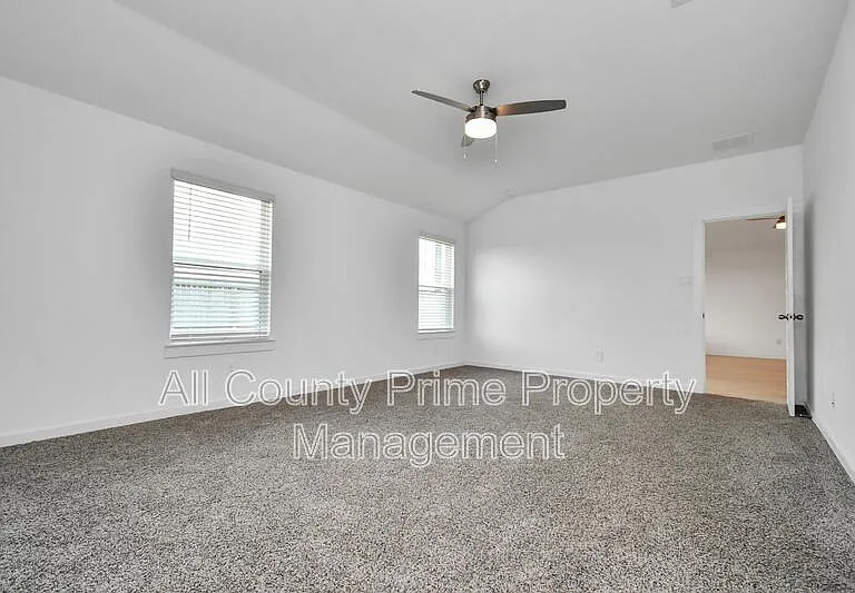29935 Gallatin River Ln — Photo 19
