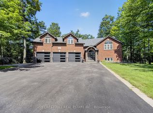 11 Alpine Trl, Springwater, ON L9X0H4