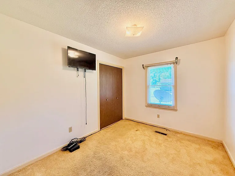 2863 Low Ground Rd — Photo 10