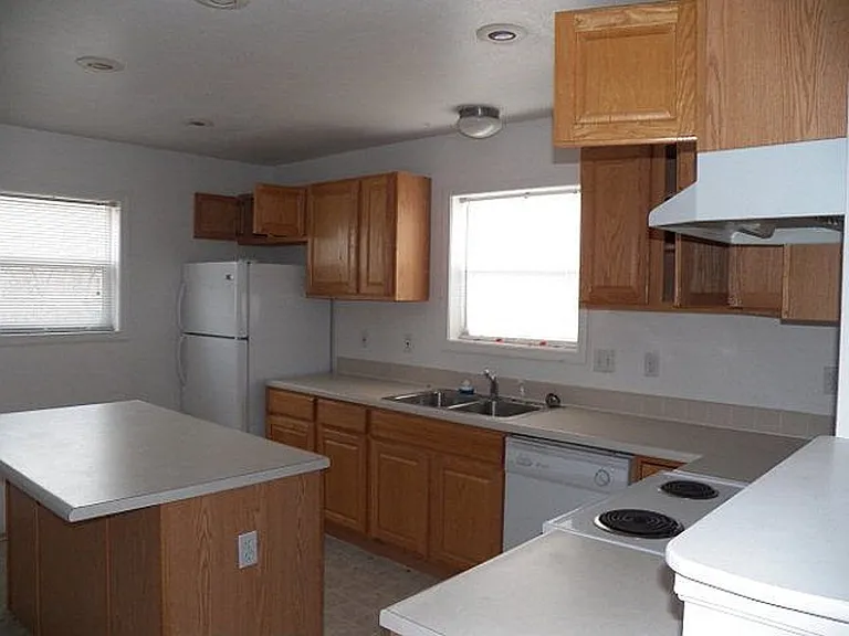 4400 Rawhide Rd #109 — Photo 3