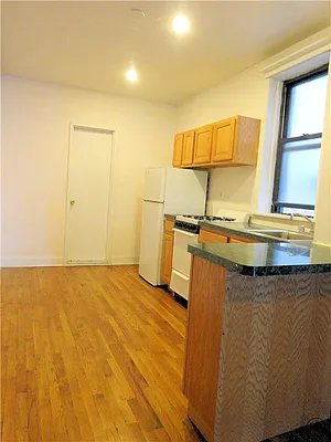 Rented by DSA Realty | media 30