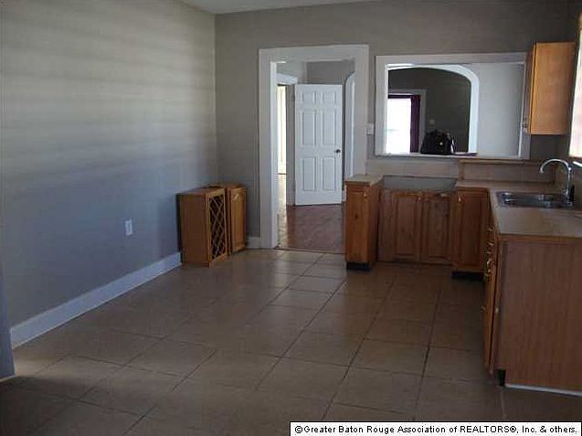 2nd image of 319 Evergreen Dr