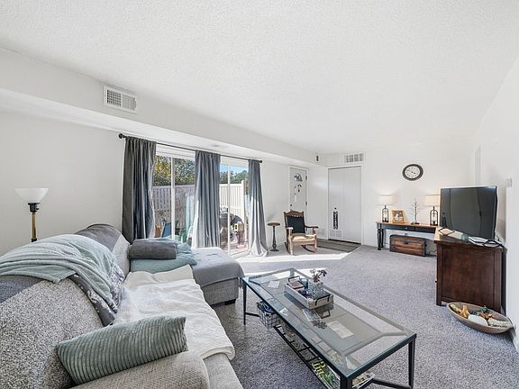3rd image of 6505 Hill Rise Dr
