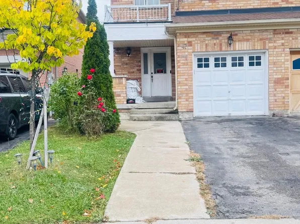47 Skylar Cir, Brampton, ON L6P 0Z4