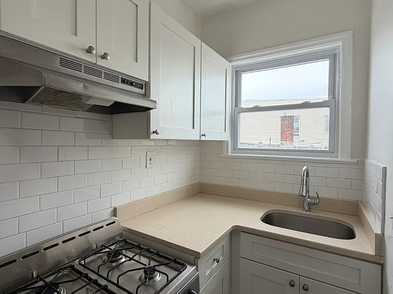 261 Walker Street, Fairview, NJ — Photo 5