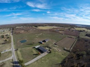 503 Hanging Tree Rd, Bowie, TX 76230