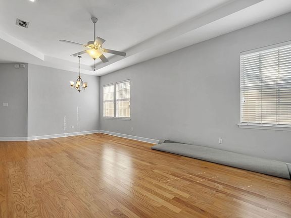 5th image of 5511 Hampton Woods Way