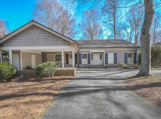 38 Kemp Rd E, Greensboro, NC 27410