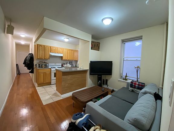 2nd image of 11-34 44th Dr #7R