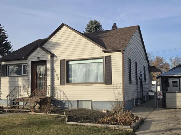 4806 54a Ave, Vegreville, AB T9C 1G2