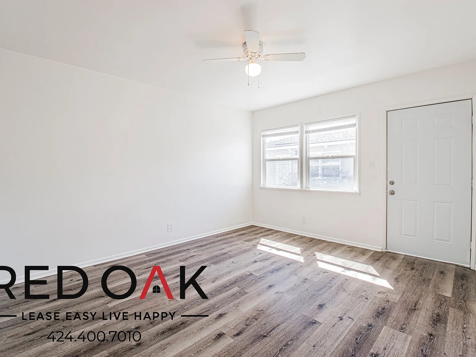 ~1 Month Free~ Updated 1-Bed With Open Floor Plan And Hardwood-Style Floors ~ In West Carson! — Photo 3