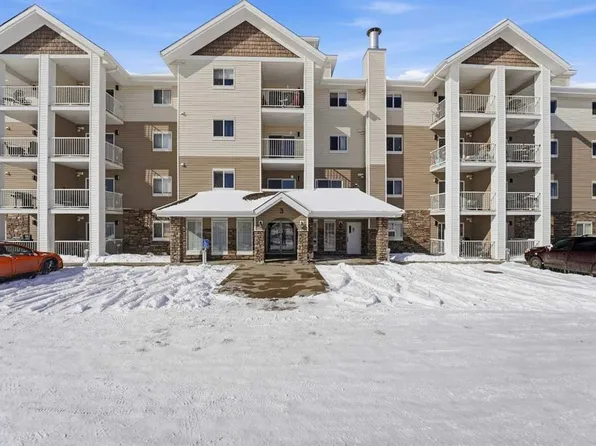 3 W Broadway Rise #310, Sylvan Lake, AB T4S 0G9
