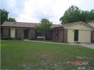 6510 Lake Dr, Panama City, FL 32404