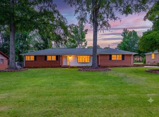 217 Navaho Dr, Spartanburg, SC 29301
