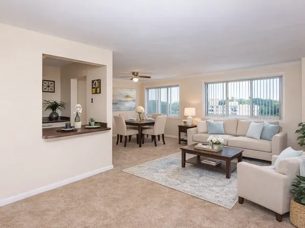 Parkview Towers, 7667 Maple Ave #B456869d8, Takoma Park, MD 20912