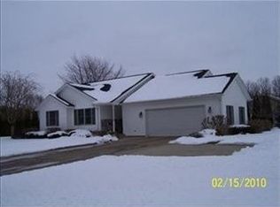 56775 Chippewa Dr, Three Rivers, MI 49093