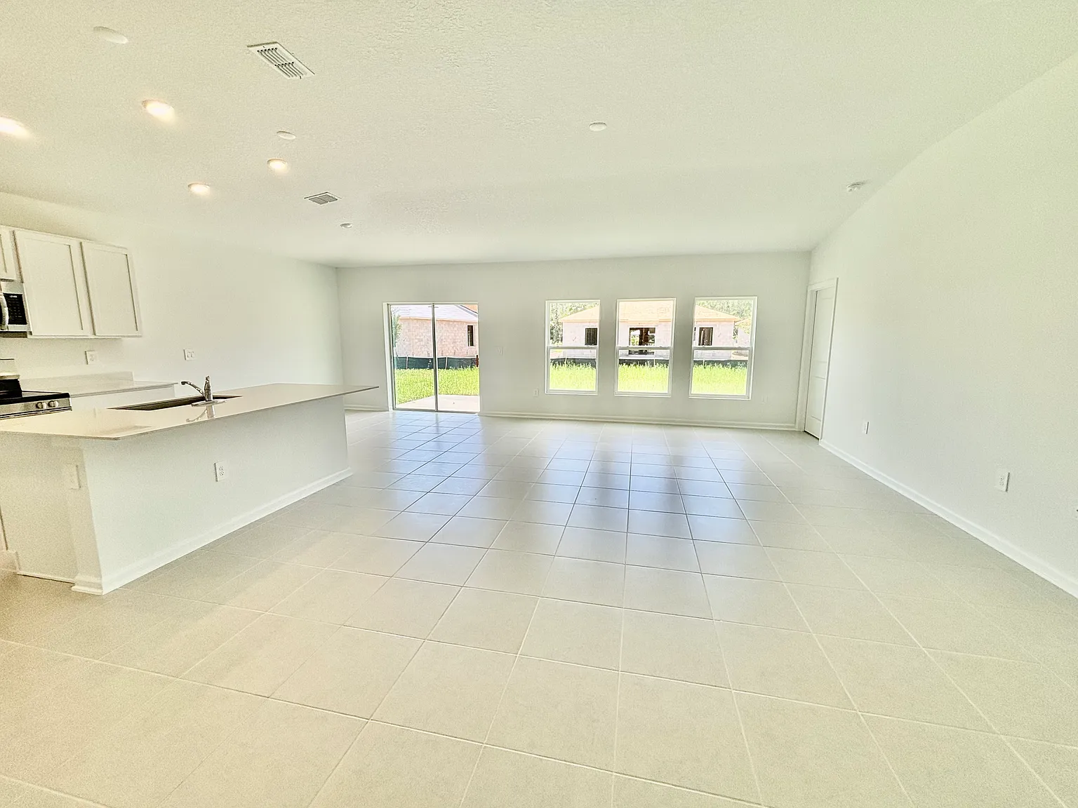 4741 Golden Knight Blvd — Photo 4