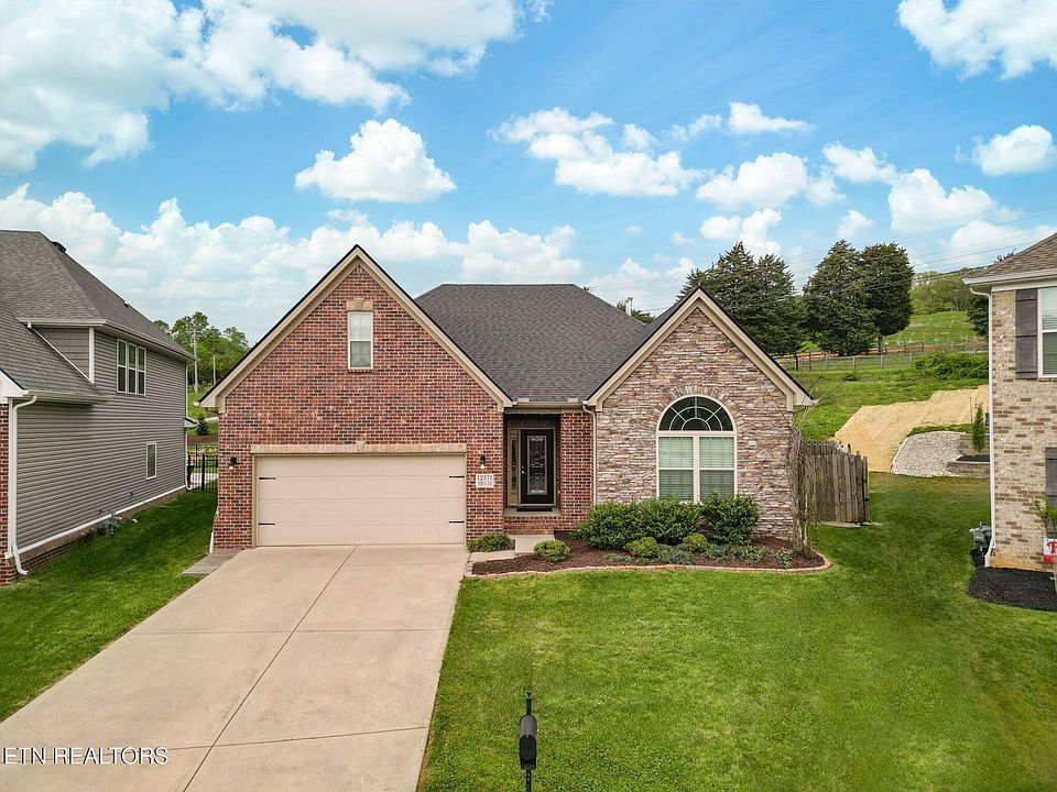 1st image of 12371 Chirping Bird Ln