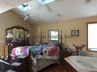 35 Ash St #2, Waltham, MA 02453