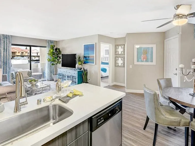 Altair Apartment Homes — Photo 6