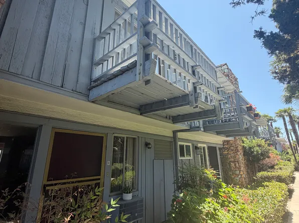 313 N Acacia Ave Unit D, Fullerton, CA 92831