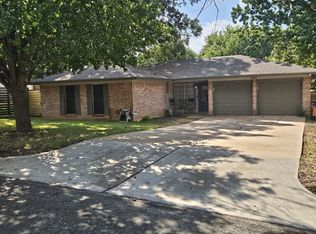 3402 Laguna Dr, Austin, TX 78741