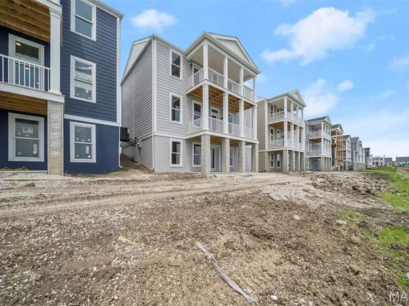 3063 Pirogue St, Saint Charles, MO 63301