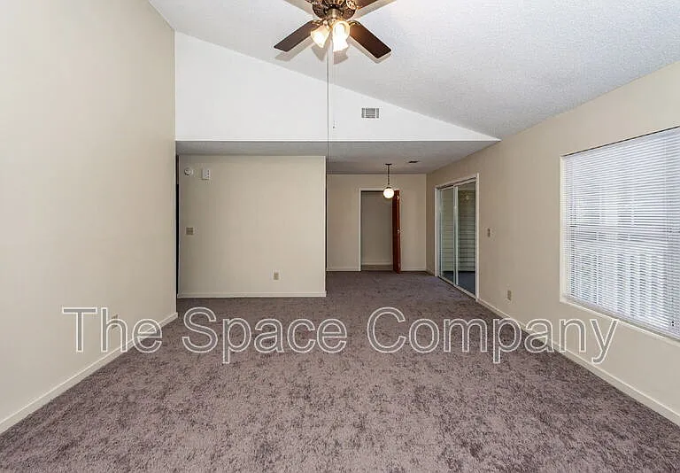 2020 Coldspring Dr — Photo 7