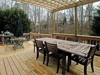 3rd image of 615 Camber Woods Dr