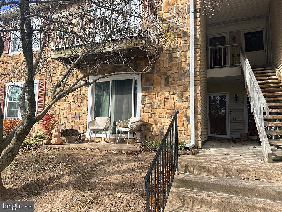 1st image of 32 Juniper Ct