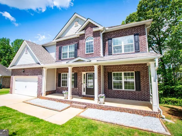 137 River Birch Dr, Carrollton, GA 30116