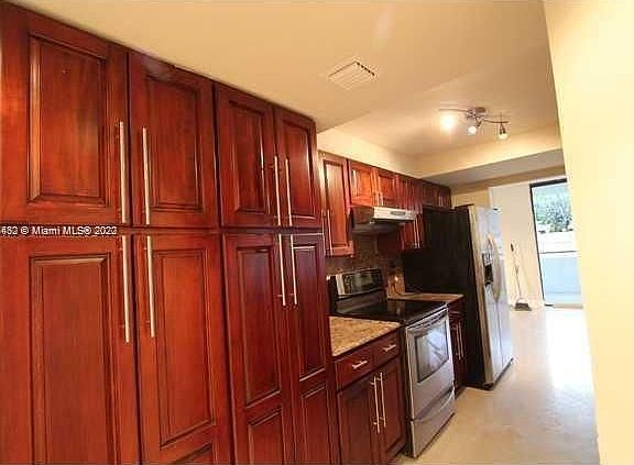 2nd image of 21075 NE 34th Ave #1032